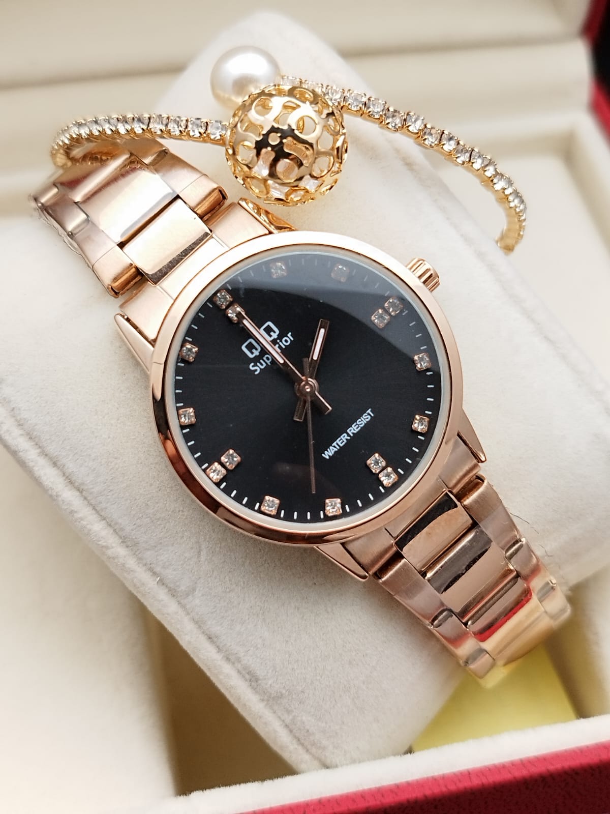 Reloj Para Dama Q&Q Nueva Colección Puntos Dobles