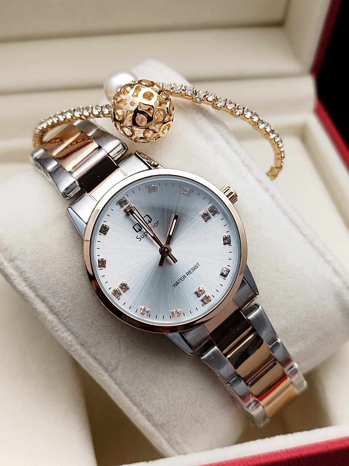 Reloj Para Dama Q&Q Nueva Colección Puntos Dobles