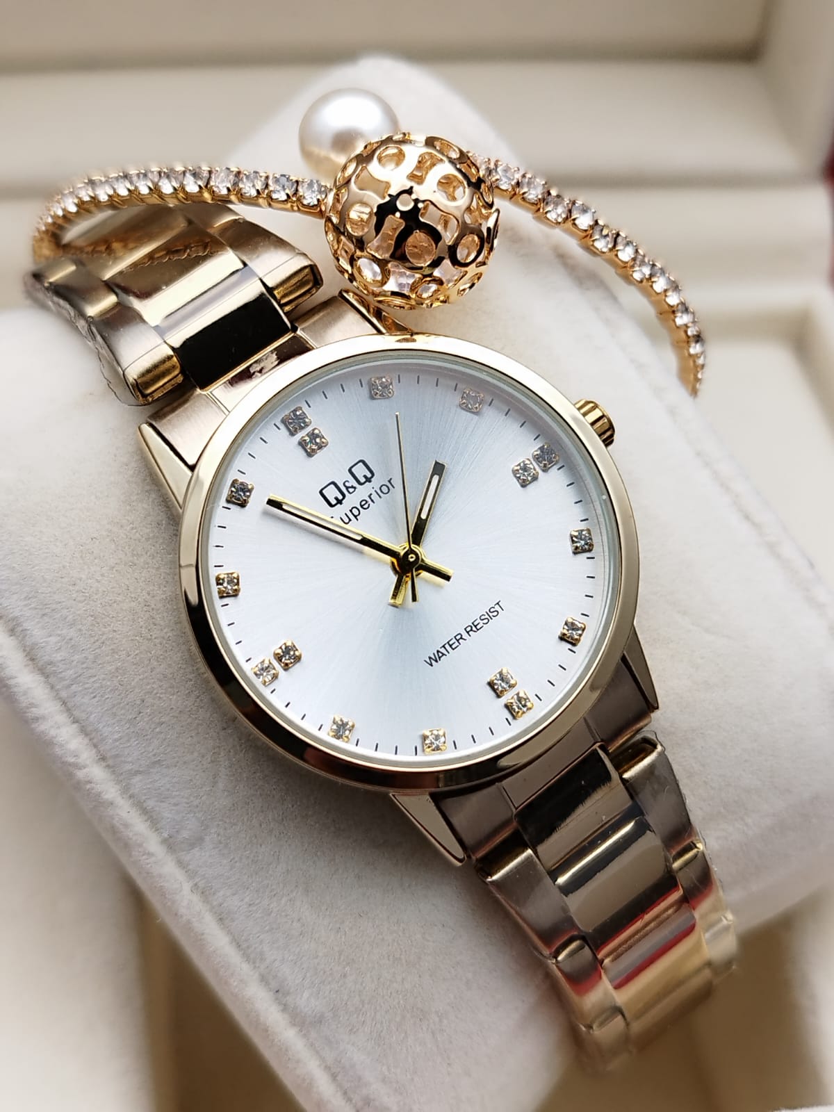 Reloj Para Dama Q&Q Nueva Colección Puntos Dobles