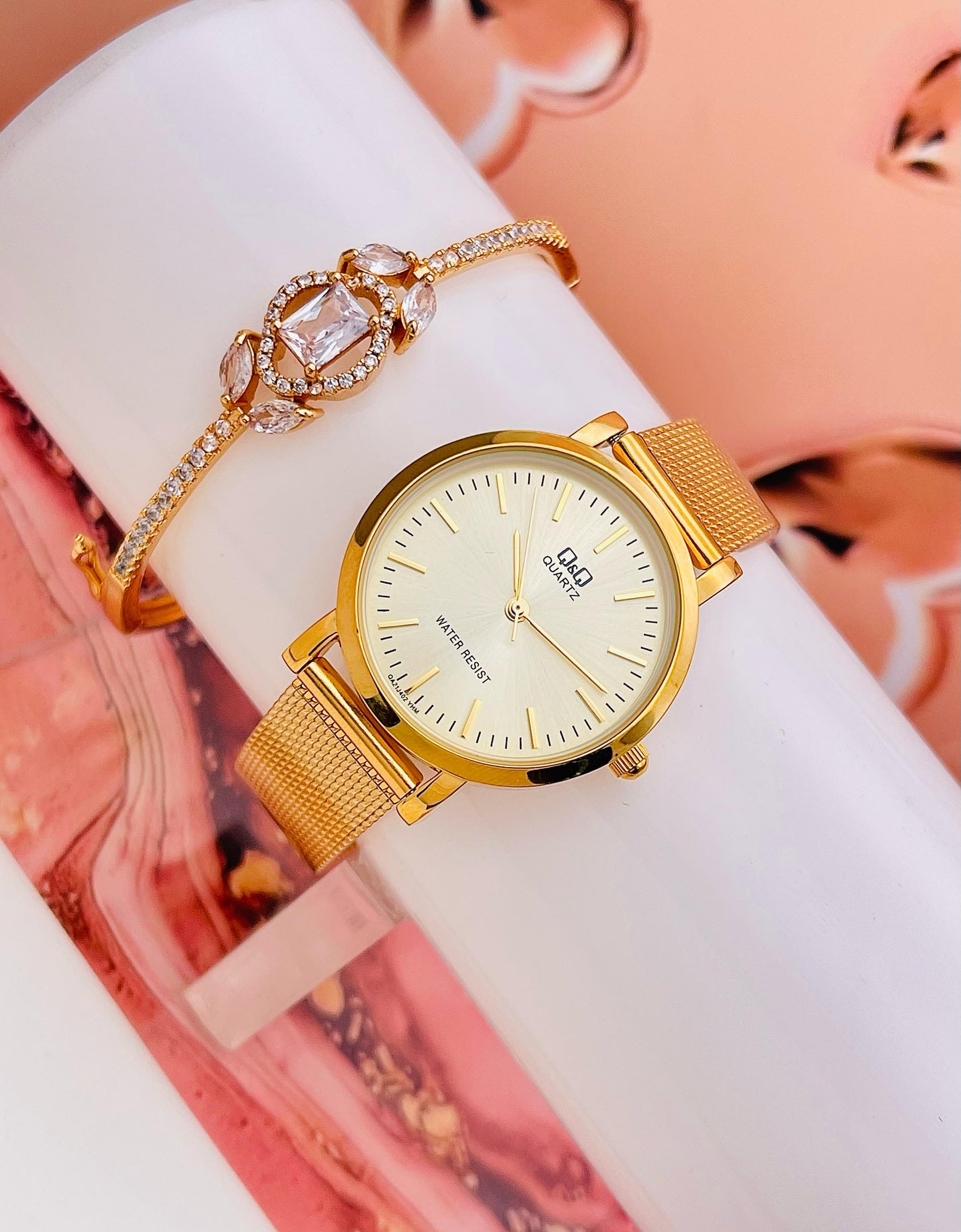 Reloj para Dama Q&Q Referencia Style Yess Lady