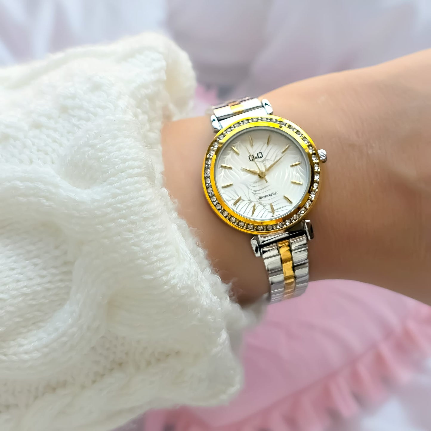 Reloj Para Mujer Q&Q Original Referencia QZ89J