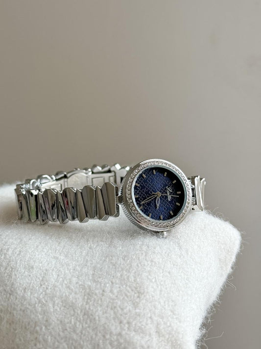 Reloj Para Mujer Original Marca Scottie Referencia 9775