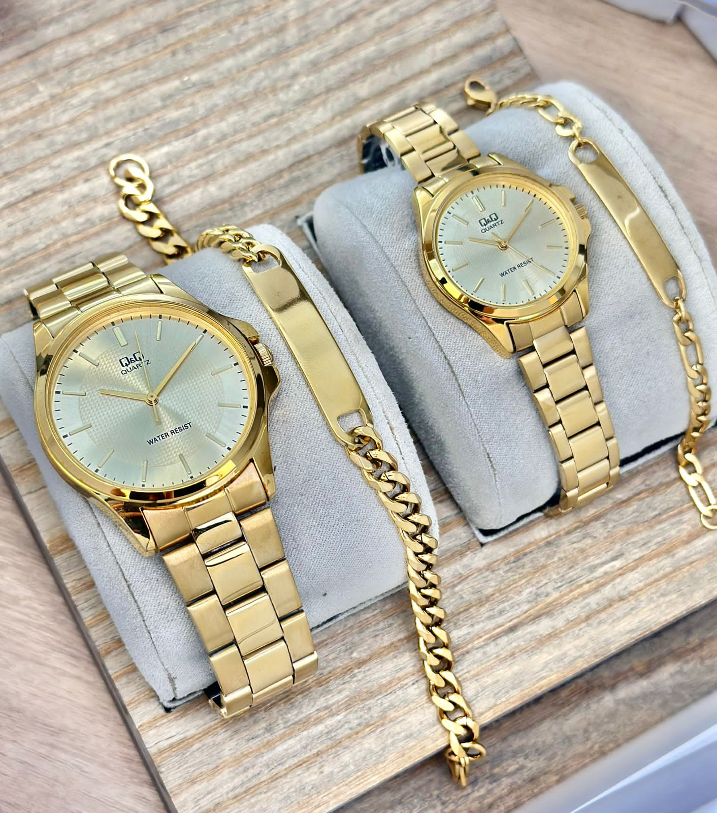 Reloj Para Pareja Marca Q&Q Clásico